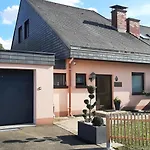 Haus Am Ring 펜션