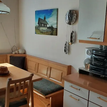 Haus Am Ring 펜션 *